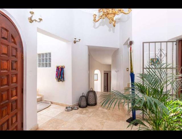 5 BEDROOM PROPERTY TO RENT IN RIVER CLUB